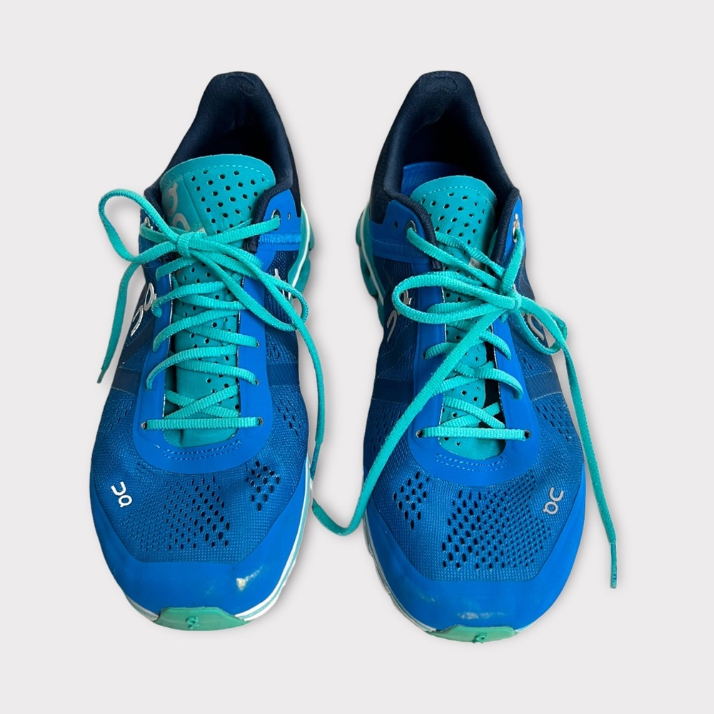 On Cloud On Running Cloudace Running Shoes Sneakers Malibu Curaçao Size 7.5 - Picture 3 of 10